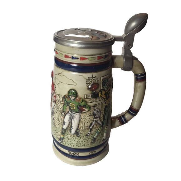 1983 Vintage‎ Avon Great American Football Ceramic Lidded Stein - Picture 3 of 8